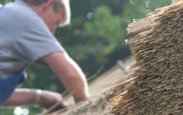 professional Three Fingers thatchers